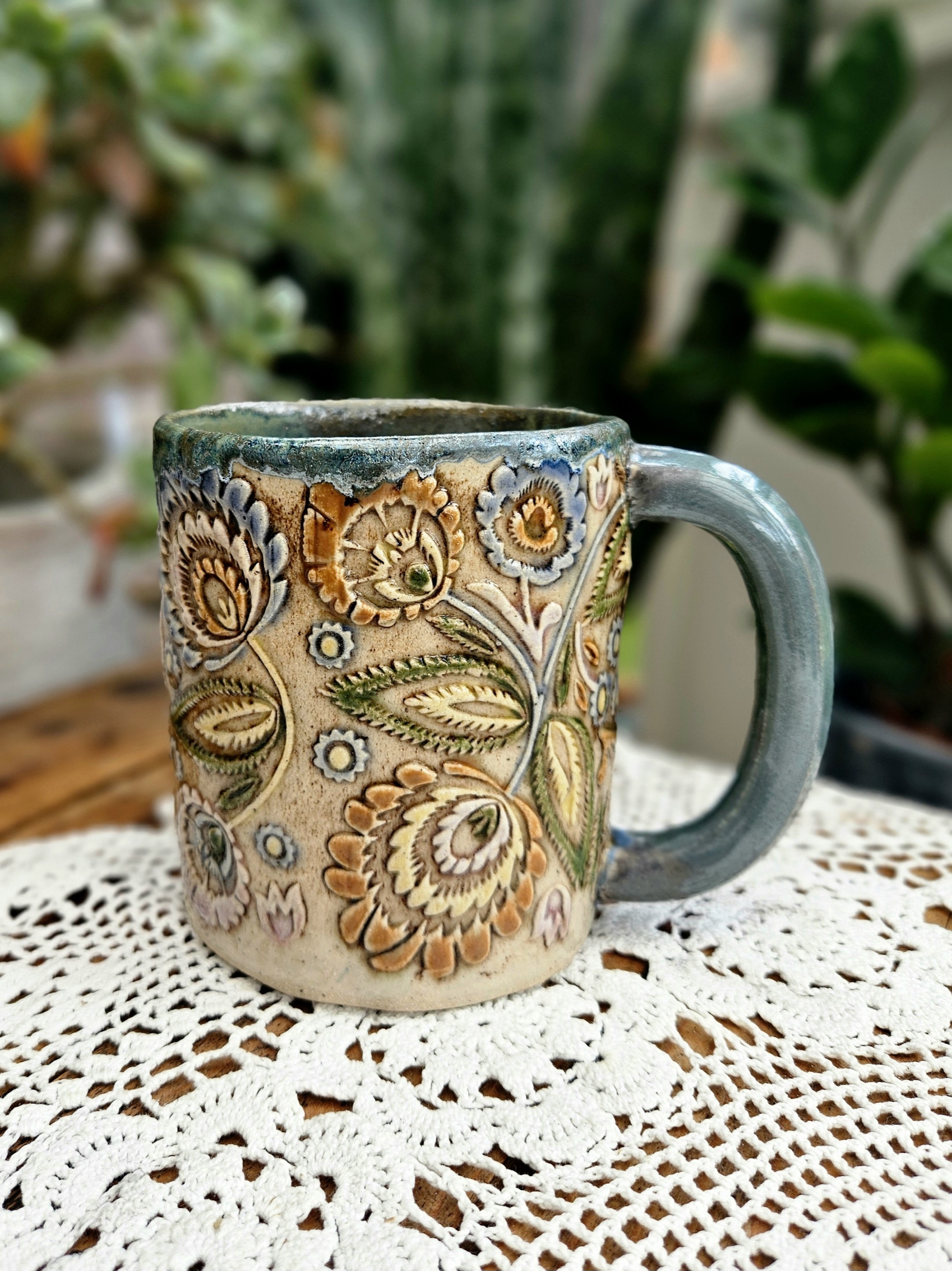 Floral Relief Mug Collection thumbnail 5