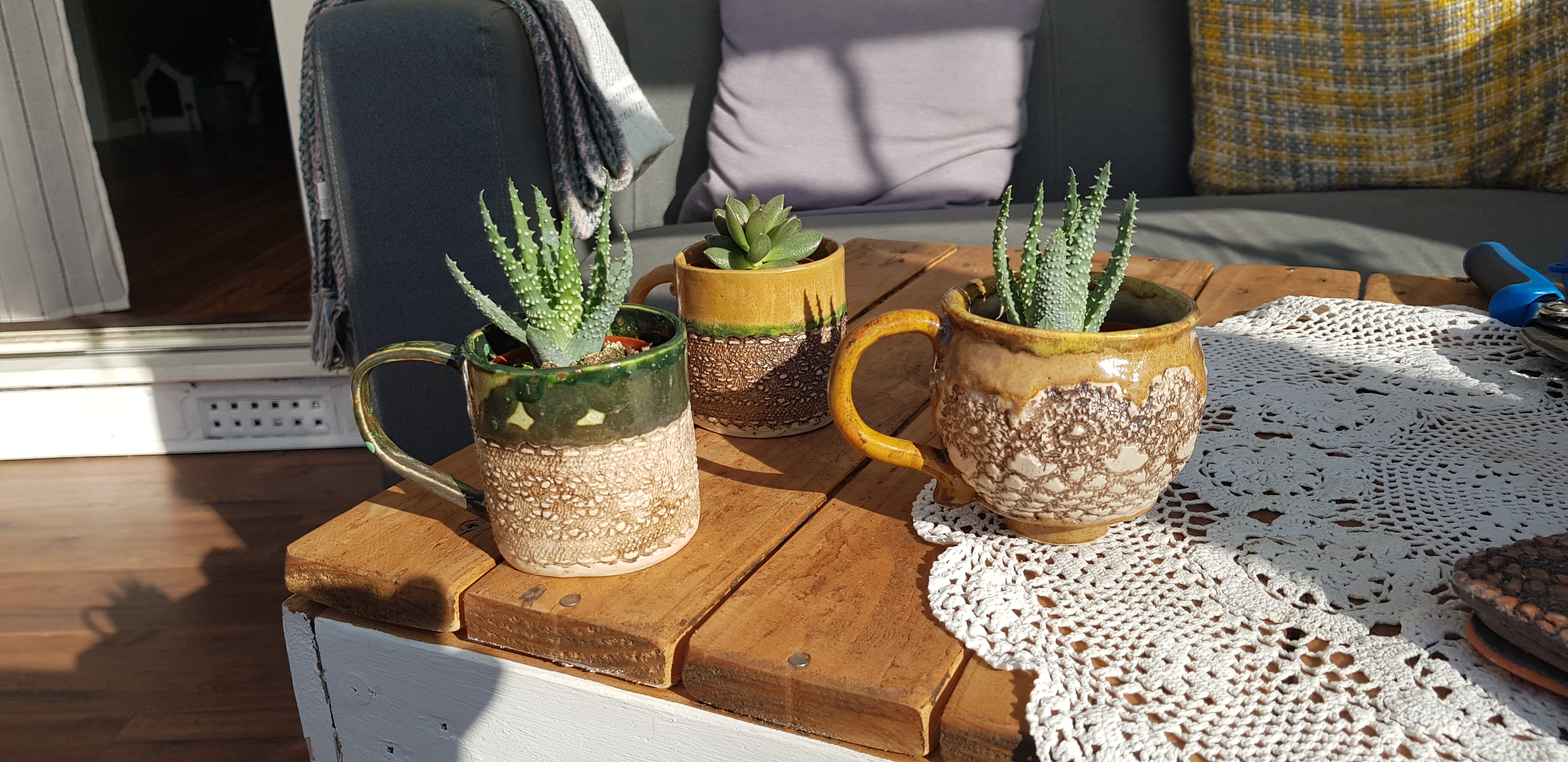 Moss Lace Mini Planter Trio ceramic piece